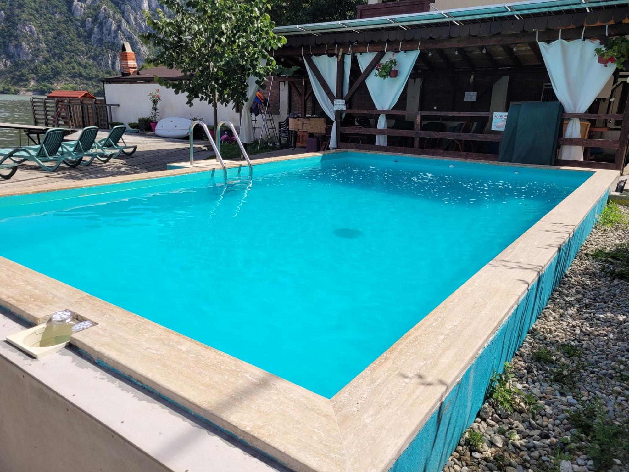 Casa Beasarah. Villa Dunatölgyes Kültér fotó