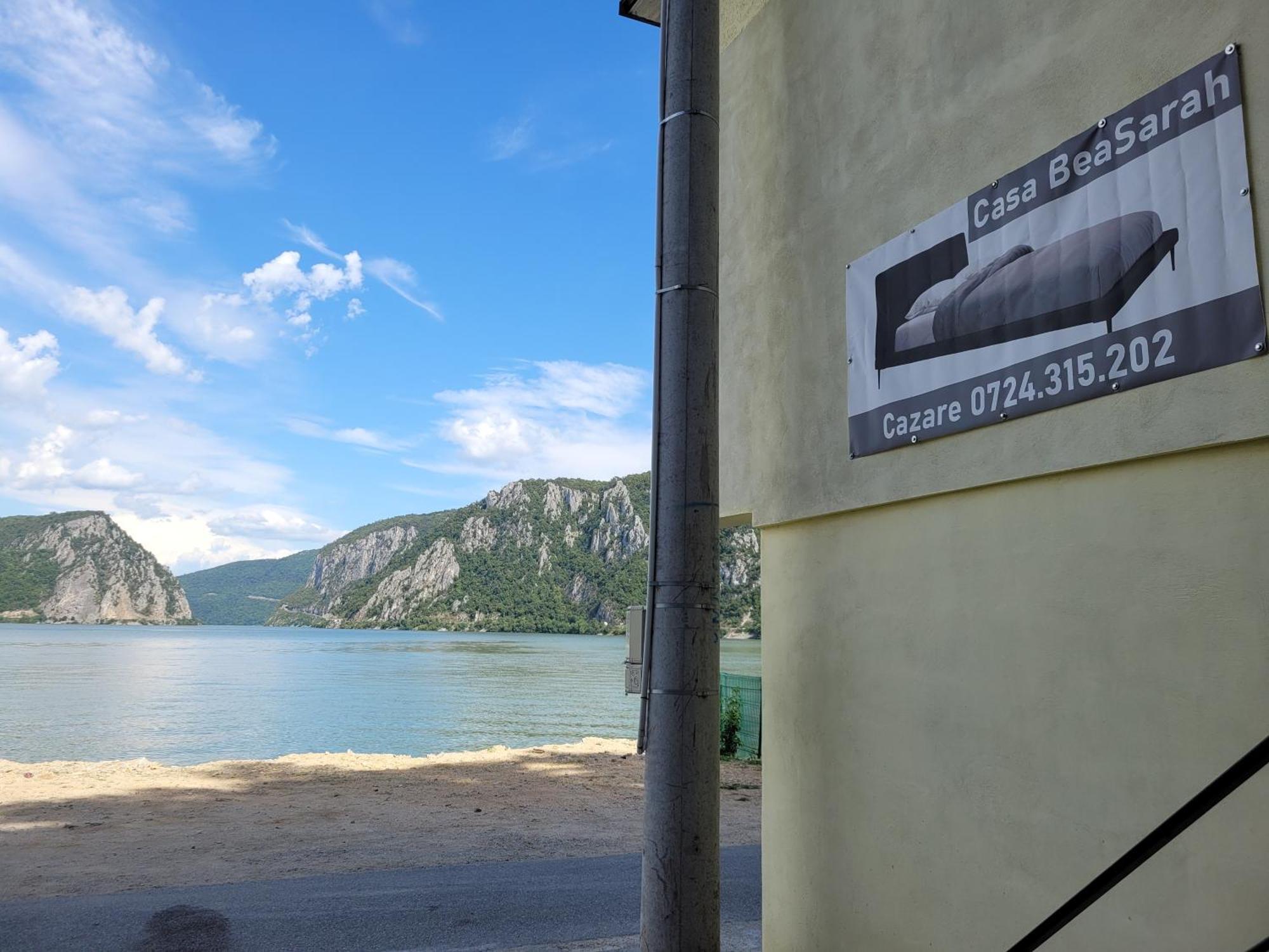 Casa Beasarah. Villa Dunatölgyes Kültér fotó