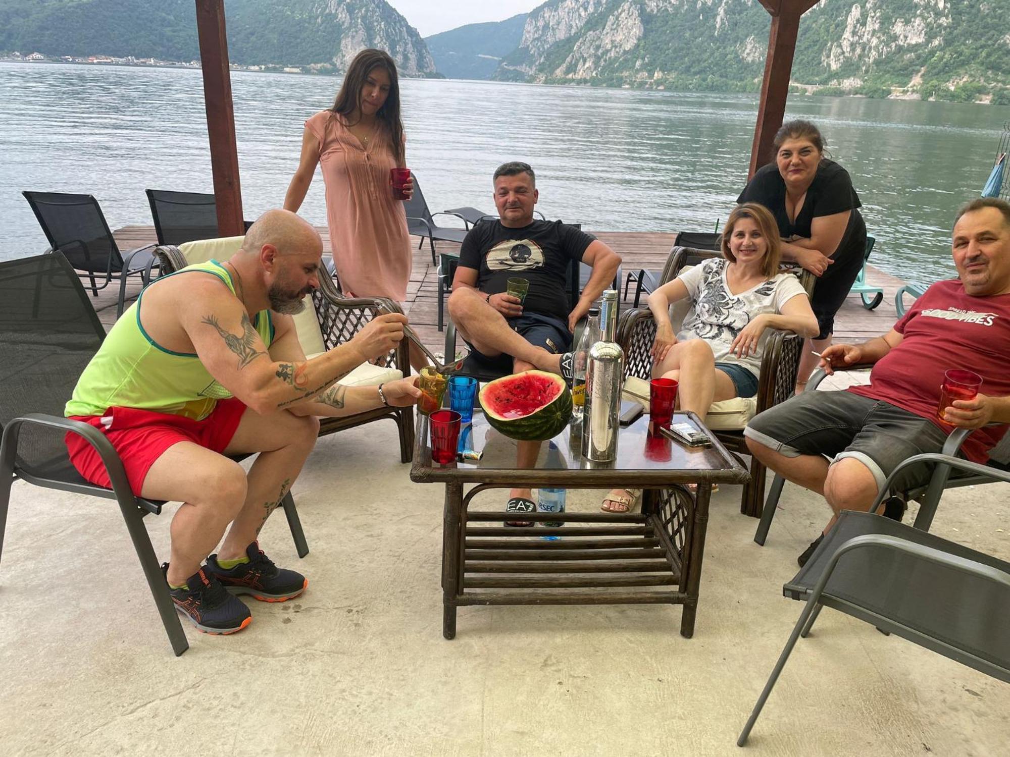 Casa Beasarah. Villa Dunatölgyes Kültér fotó